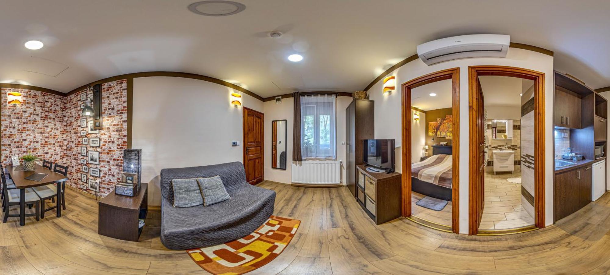 Bed and Breakfast Napraforgó Wellness Ház és Panzió à Pécs Extérieur photo