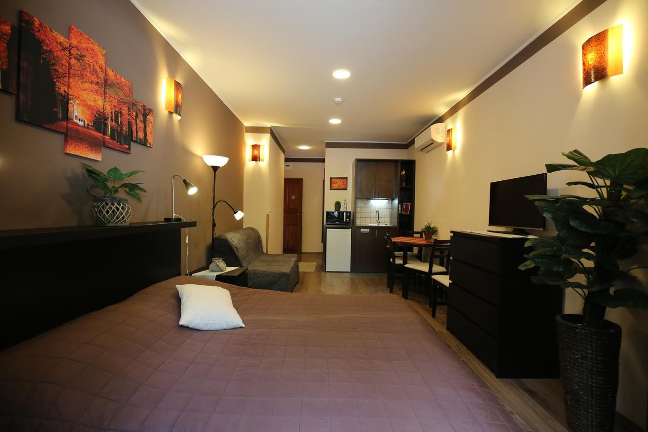 Bed and Breakfast Napraforgó Wellness Ház és Panzió à Pécs Extérieur photo